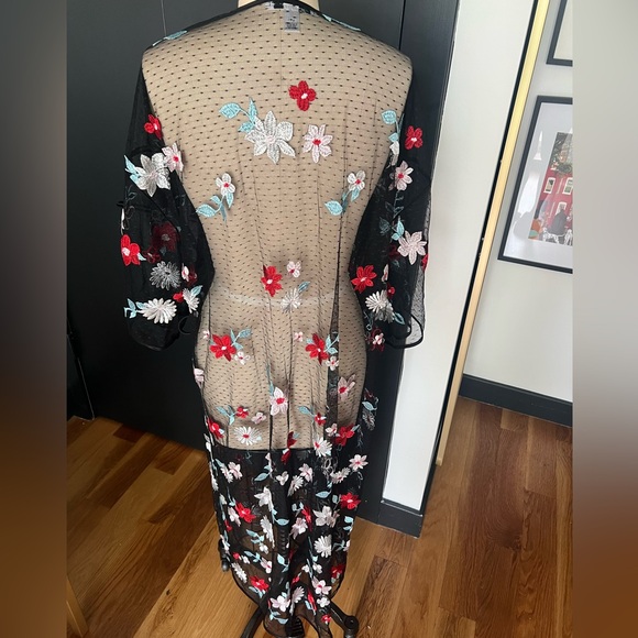 Rya Collection Lace Robe/Coverup - Picture 6 of 6